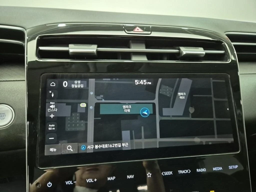 Hyundai Tucson Diesel 2.0 2WD autogeorge.com, снимка 14 - Автомобили и джипове - 56137024