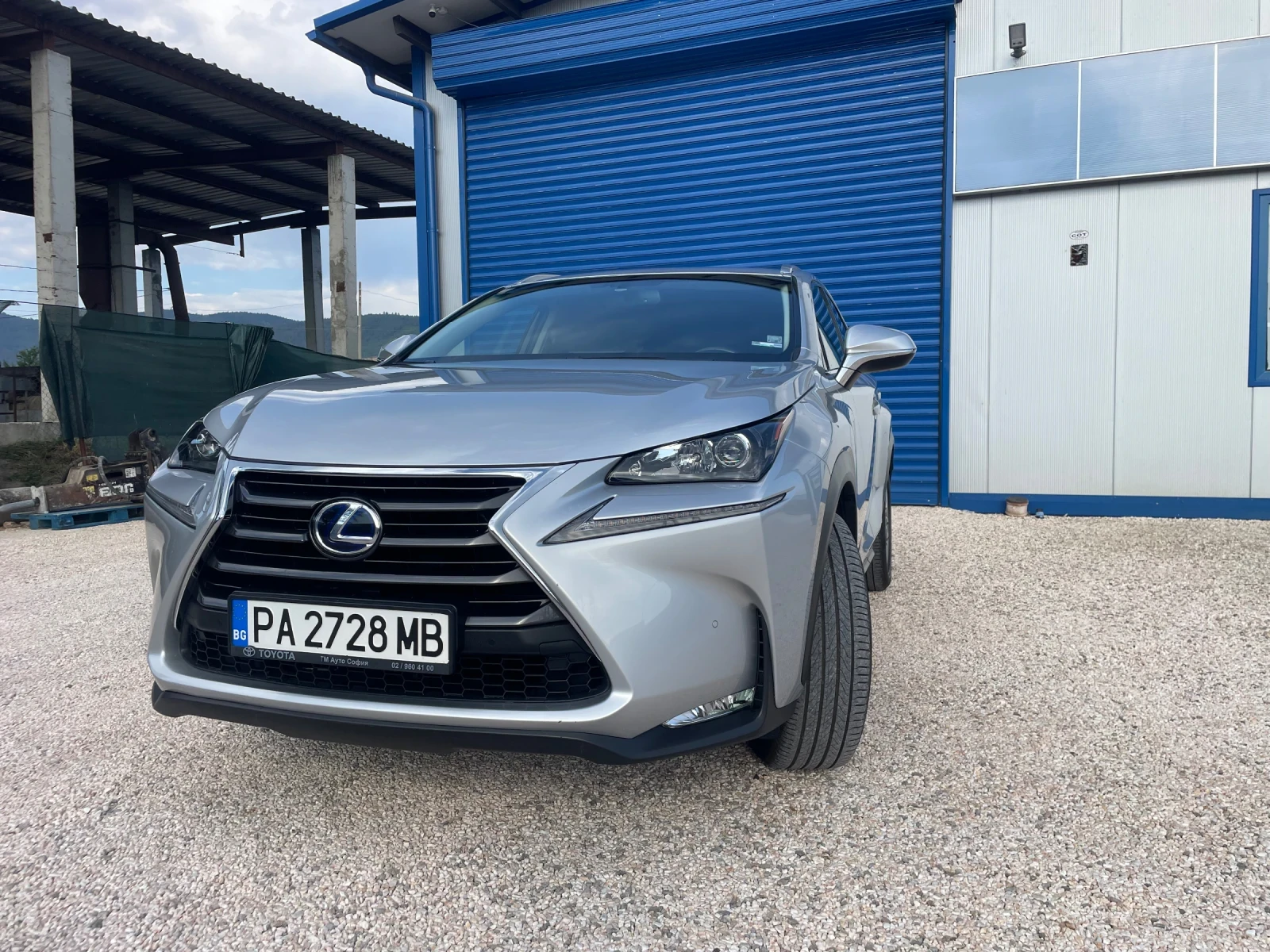 Lexus NX 300h Хибрид, снимка 2 - Автомобили и джипове - 56586424
