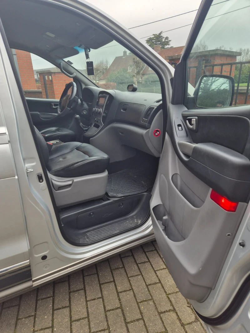 Hyundai H1 2.5D 170к.с., снимка 12 - Бусове и автобуси - 51681665