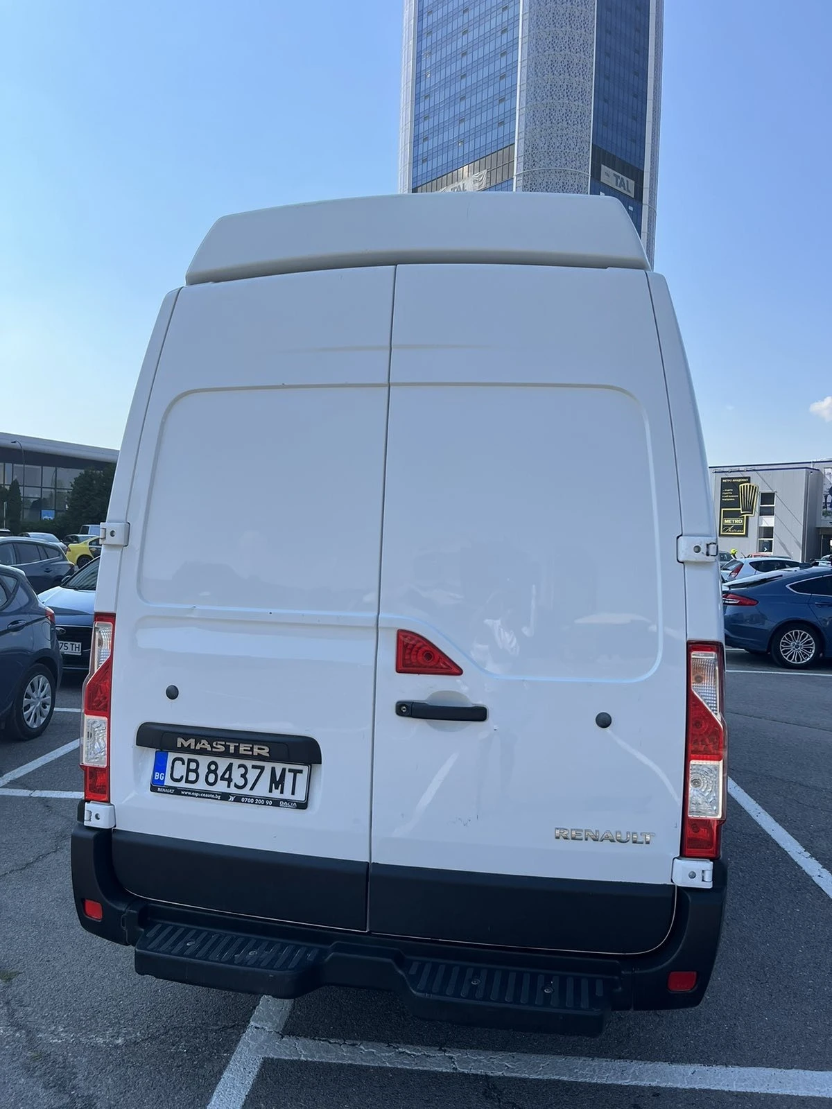 Renault Master 2.3, 131к.с  от България Макси L4H3 2018 ЗиЛ гуми - изображение 10