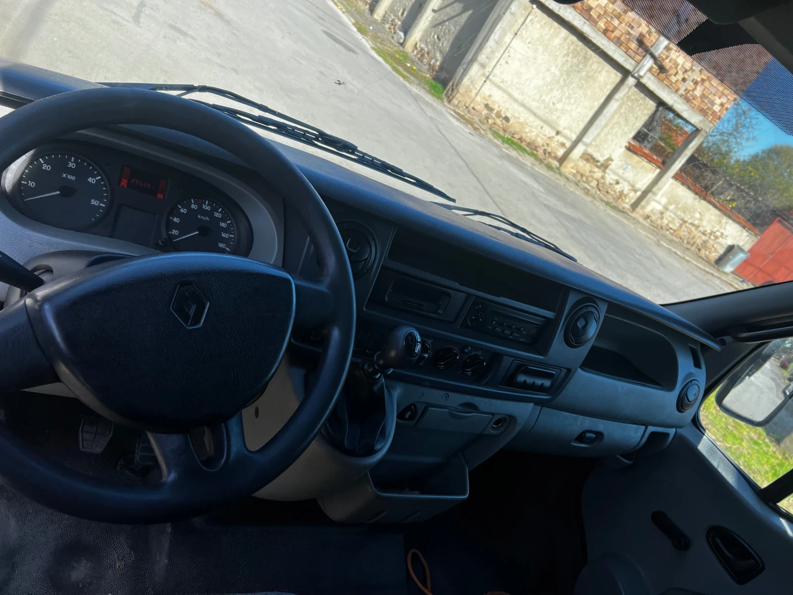 Renault Master 3000 cdi - изображение 5