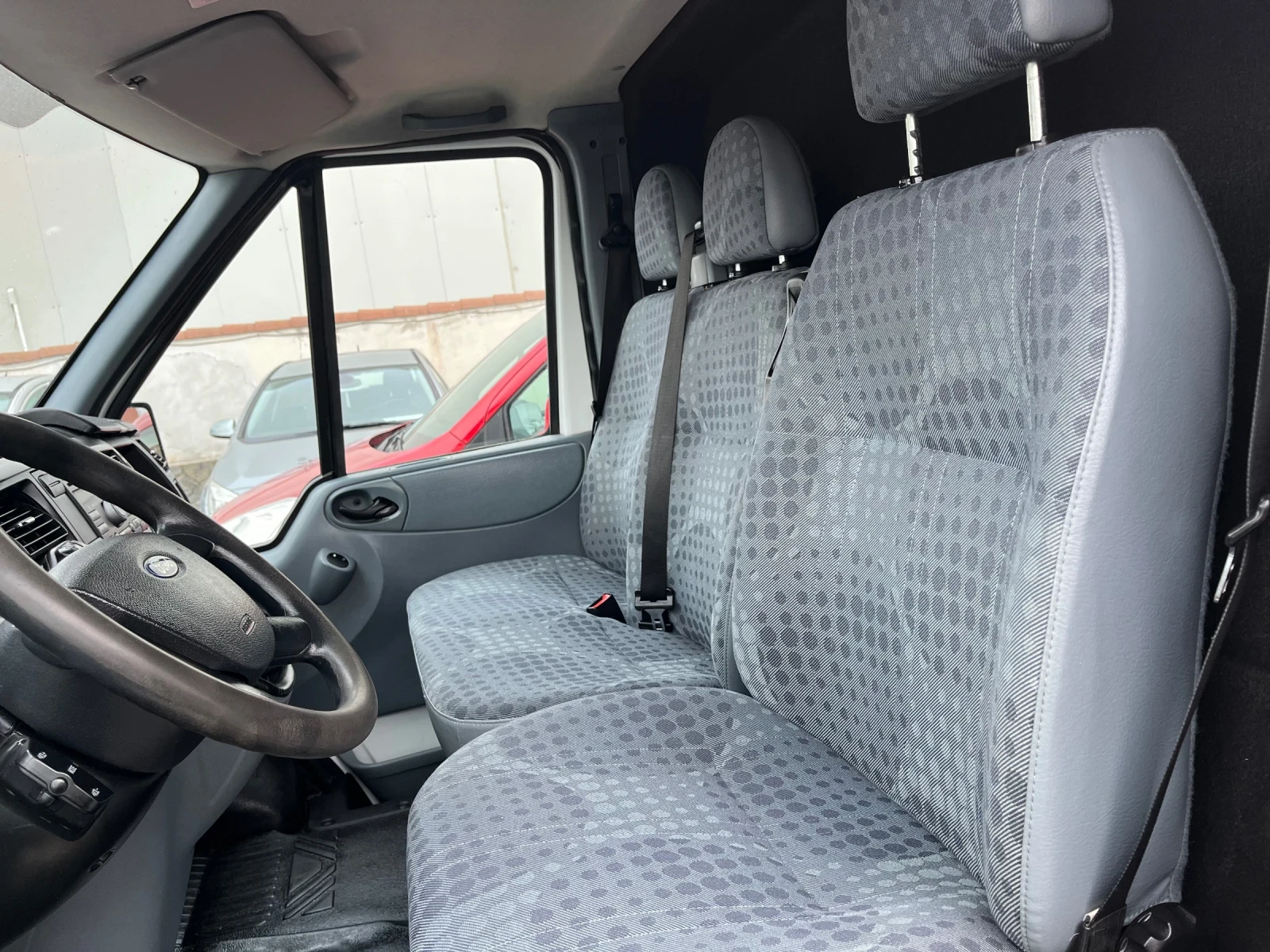Ford Transit 2.2TDCI - изображение 7