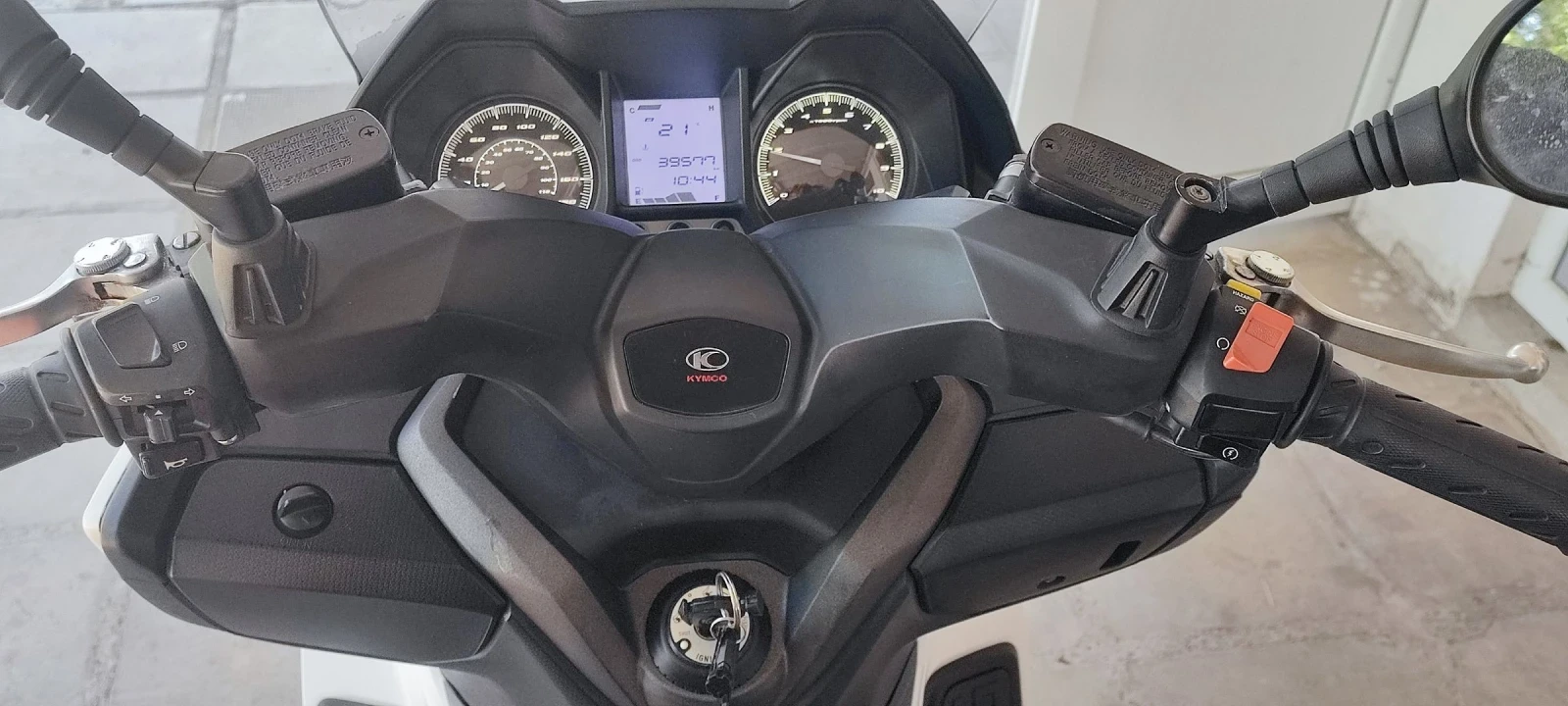 Kymco Downtown X.TOWN 300 - изображение 6
