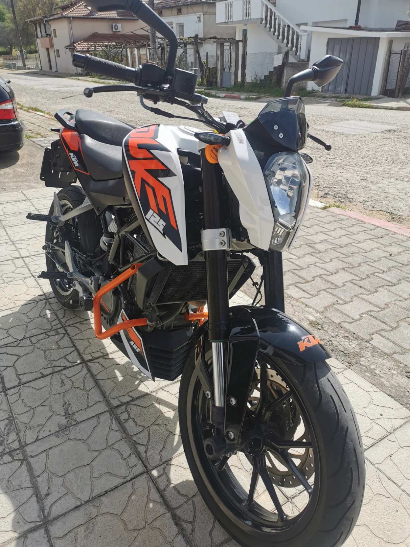 Ktm Duke 125R ABS, снимка 8 - Мотоциклети и мототехника - 54228174
