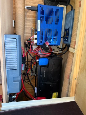 Каравана Dethleffs Camper Форцелт, Газов бойлер, мувър и други, снимка 14