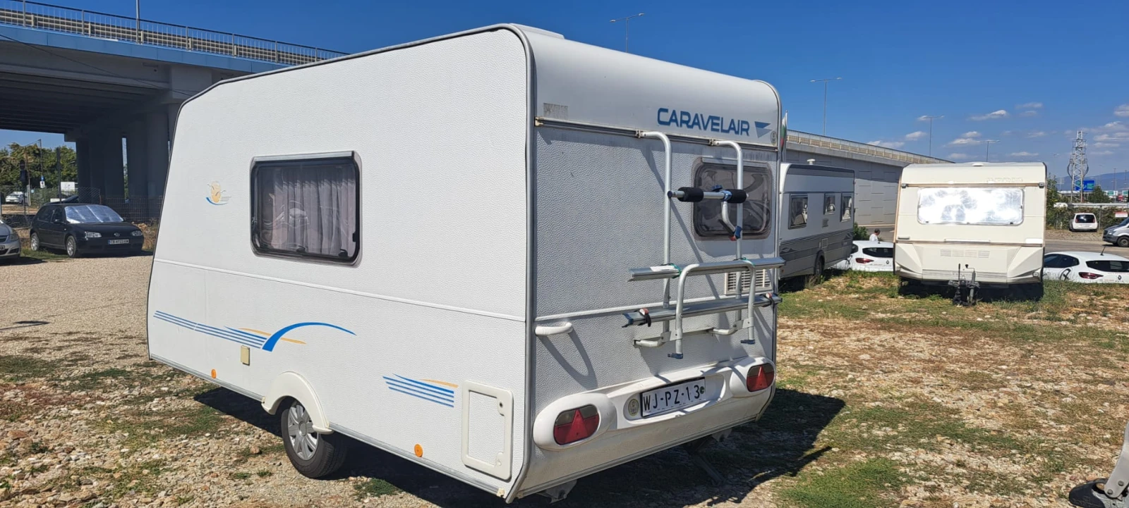 Каравана Caravelair 440, снимка 3 - Каравани и кемпери - 56274146