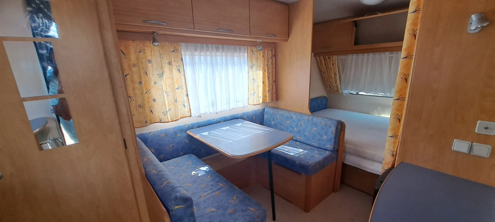 Каравана Caravelair 440, снимка 7 - Каравани и кемпери - 56274146