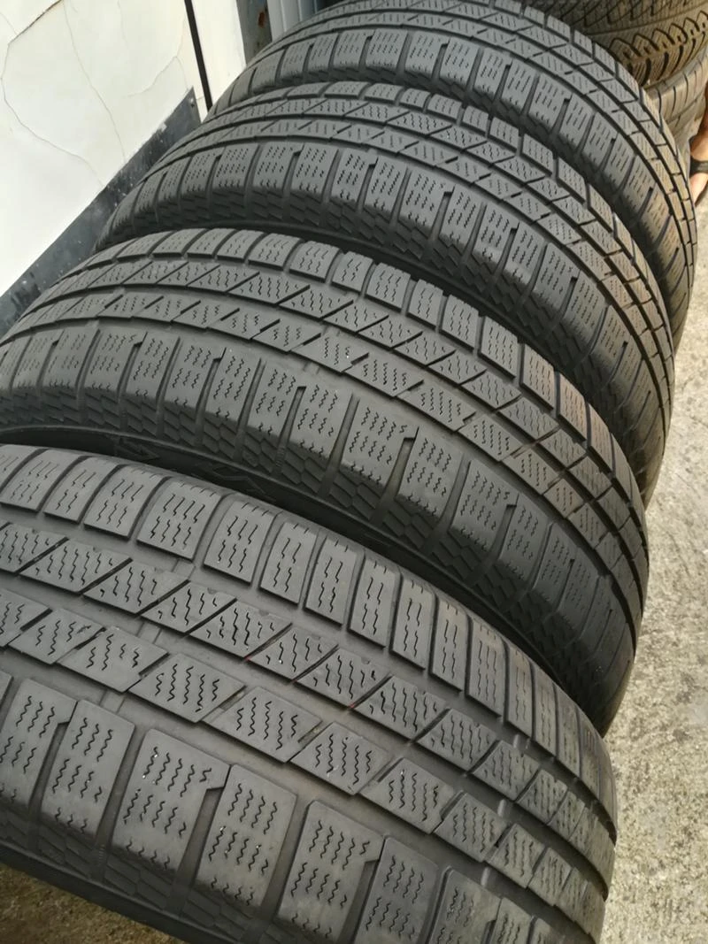 Гуми Зимни 215/65R16, снимка 3 - Гуми и джанти - 26372910