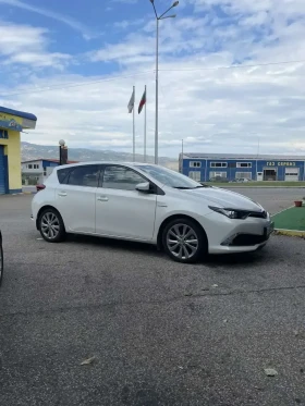 Toyota Auris, снимка 2