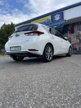 Toyota Auris, снимка 5