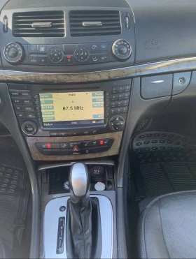 Mercedes-Benz E 320, снимка 4
