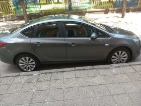 Opel Astra ночбак, снимка 3