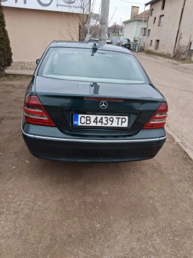 Mercedes-Benz C 200, снимка 2