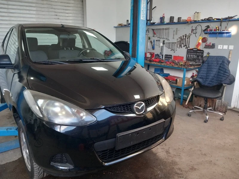 Mazda 2 1.3, снимка 1 - Автомобили и джипове - 38938057