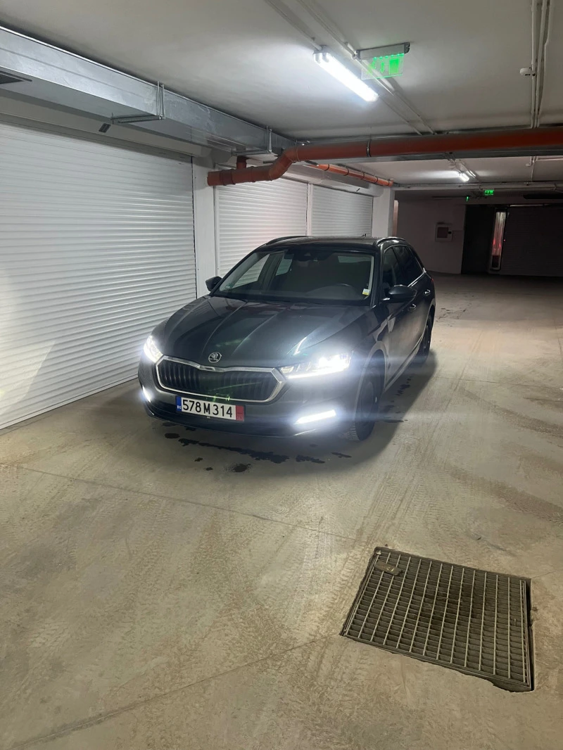 Skoda Octavia 2.0TDI 150hp Digital FULL LED DISTRONIK ТОП, снимка 7 - Автомобили и джипове - 48432502