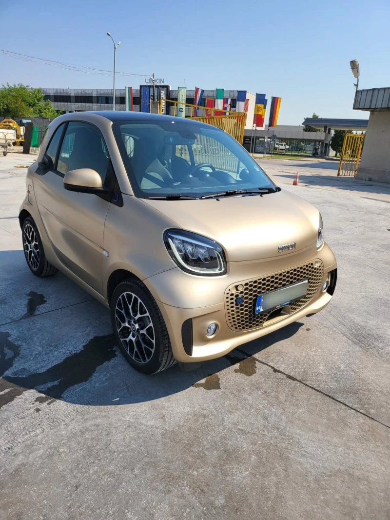 Smart Fortwo, снимка 1 - Автомобили и джипове - 46290349