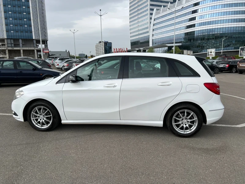 Mercedes-Benz B 180, снимка 5 - Автомобили и джипове - 47161239