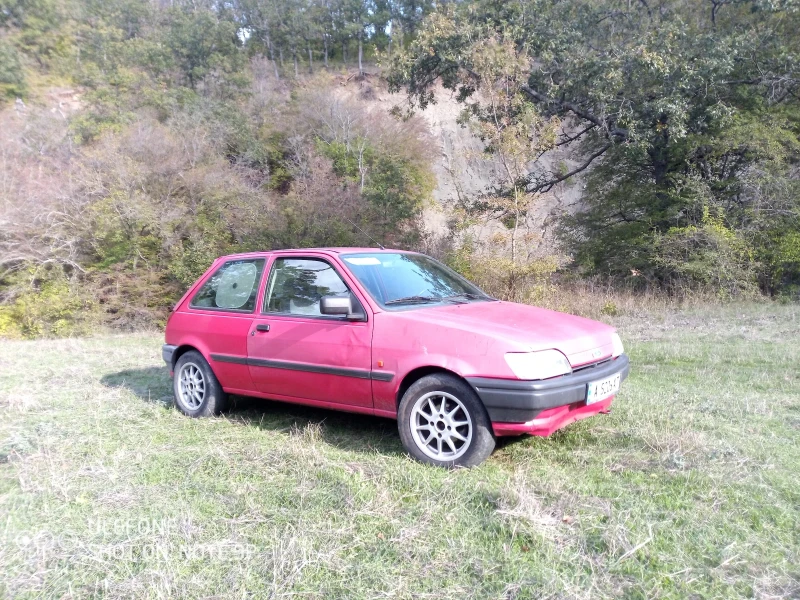 Ford Fiesta 1.3 газ-бензин , снимка 3 - Автомобили и джипове - 48035799