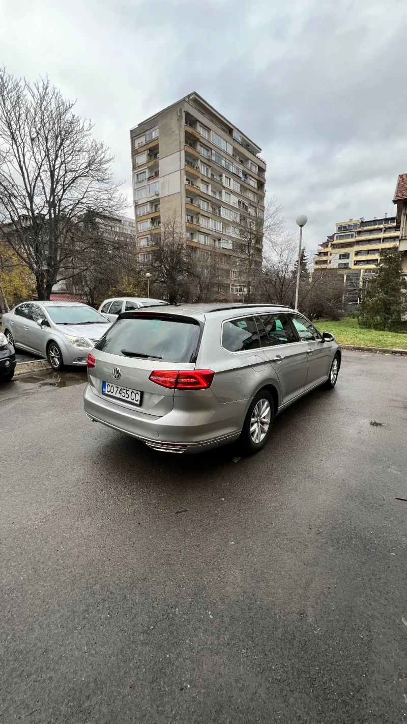 VW Passat 2.0TDI DSG Higline Навигация/Подгрев/Full LED, снимка 6 - Автомобили и джипове - 48298214