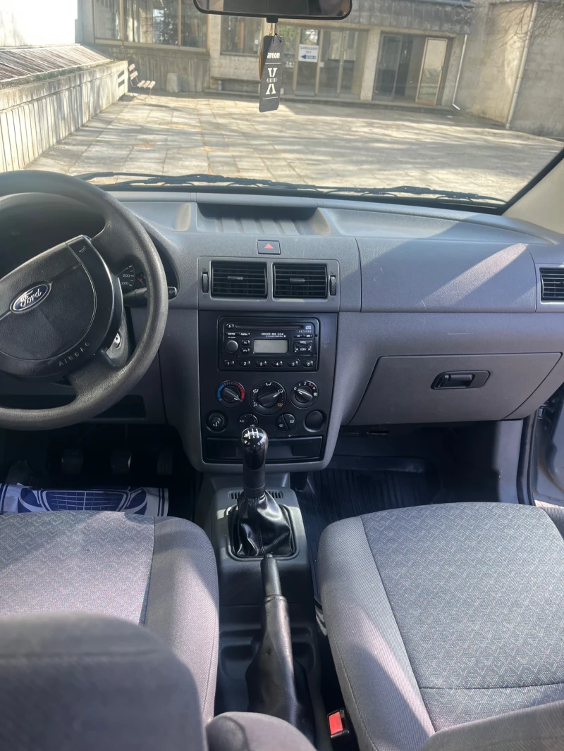 Ford Connect 6+ 1  климатик първи собственик , снимка 6 - Автомобили и джипове - 49129113