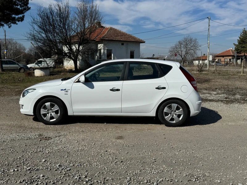 Hyundai I30 1.6D, 90кс, Отличен , снимка 8 - Автомобили и джипове - 49520815