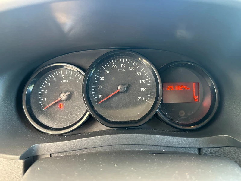 Dacia Dokker 1.5dci 2 бр налични, снимка 5 - Автомобили и джипове - 52695183