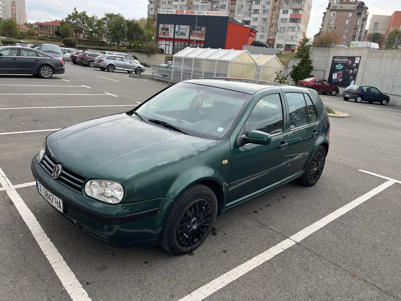 VW Golf, снимка 2 - Автомобили и джипове - 52053909