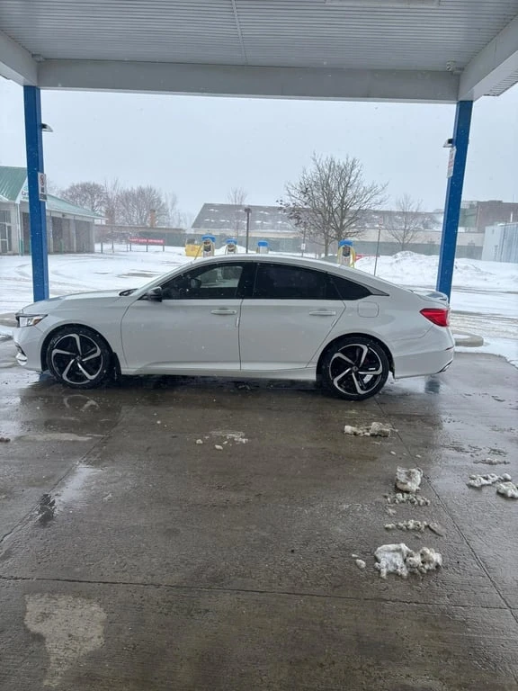 Honda Accord * Sport * CARFAX * БЕЗ ПЪРВОНАЧАЛНА ВНОСКА, снимка 2 - Автомобили и джипове - 52943527