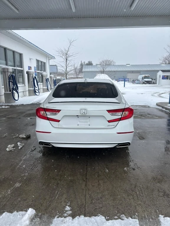 Honda Accord * Sport * CARFAX * БЕЗ ПЪРВОНАЧАЛНА ВНОСКА, снимка 4 - Автомобили и джипове - 52943527