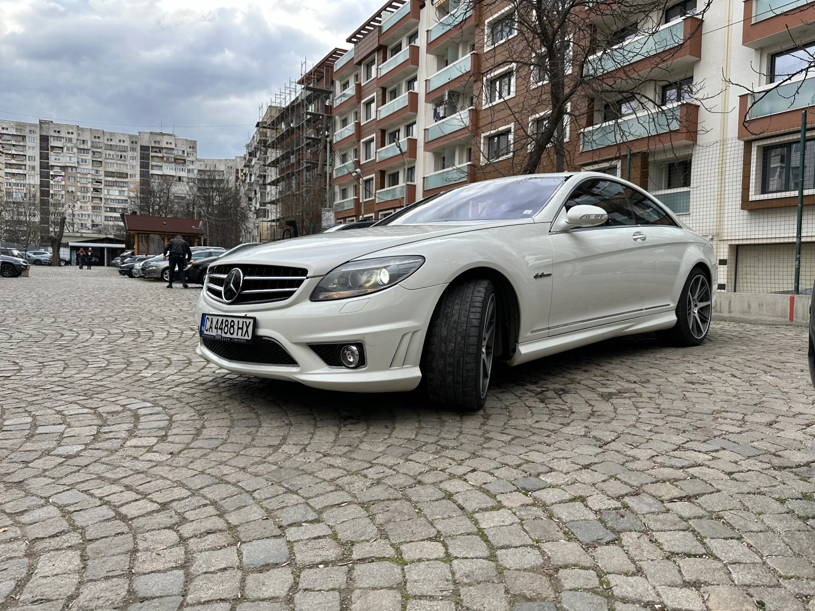 Mercedes-Benz CL 63 AMG  - изображение 2