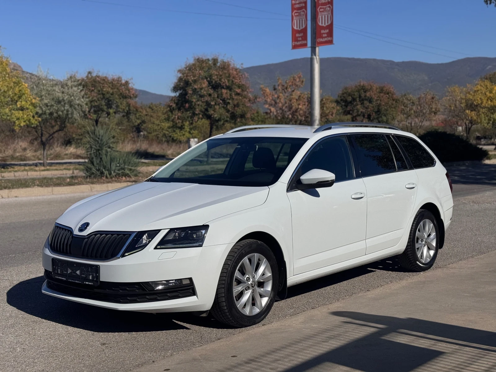 Skoda Octavia 1.6TDI 116ps * LED*  - [1] 