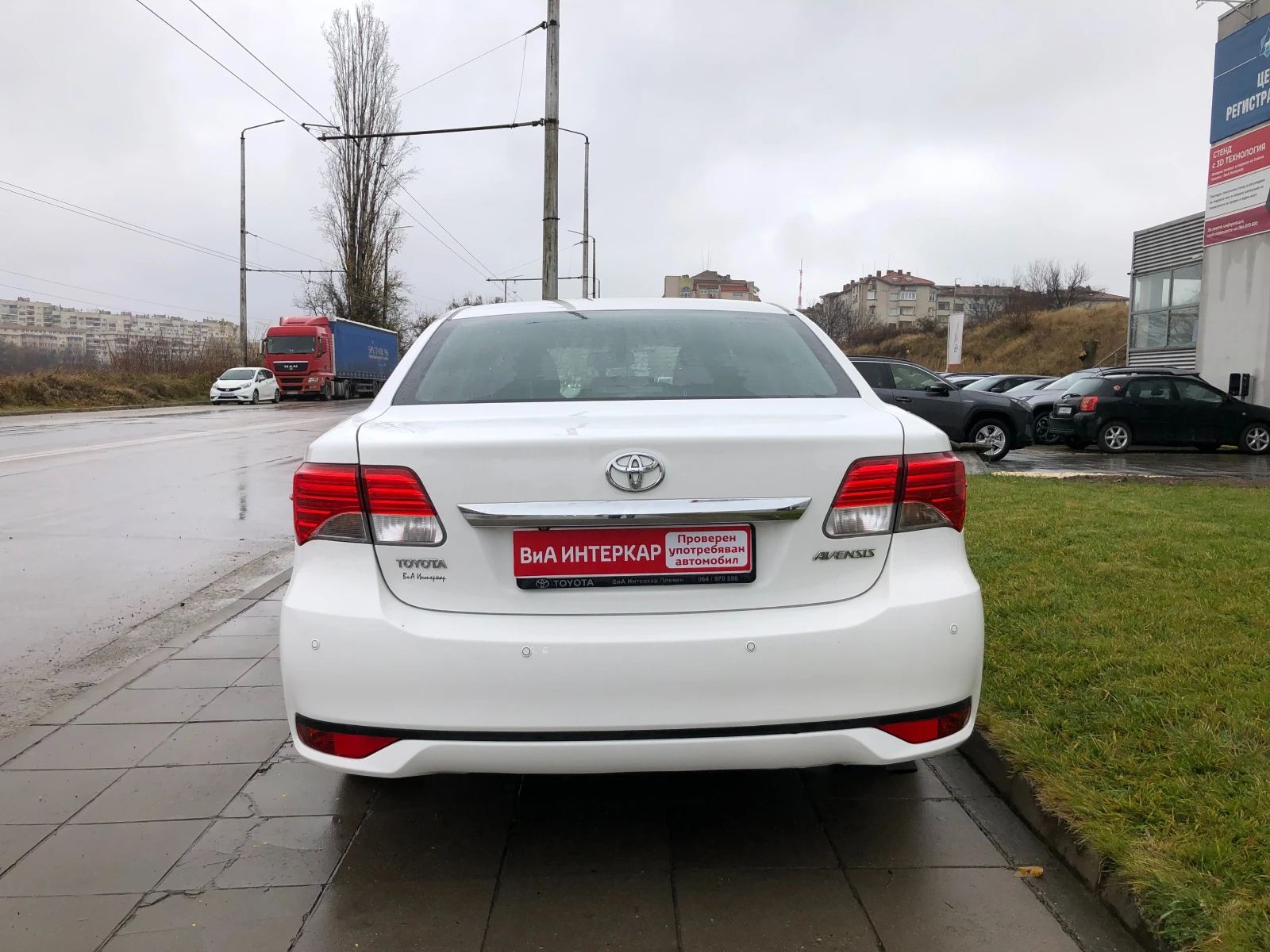 Toyota Avensis 2.2 D-4D Executive - изображение 5