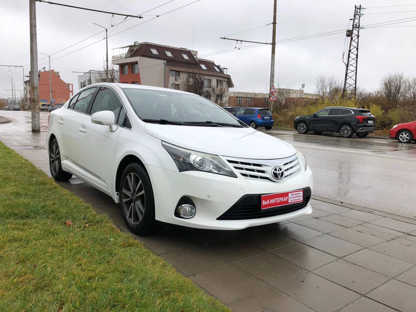 Toyota Avensis 2.2 D-4D Executive - изображение 8