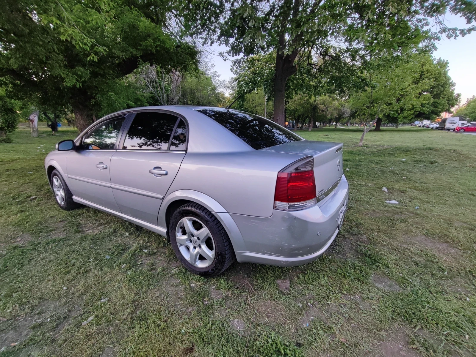 Opel Vectra 2.2 i - 147 кс газ - изображение 3