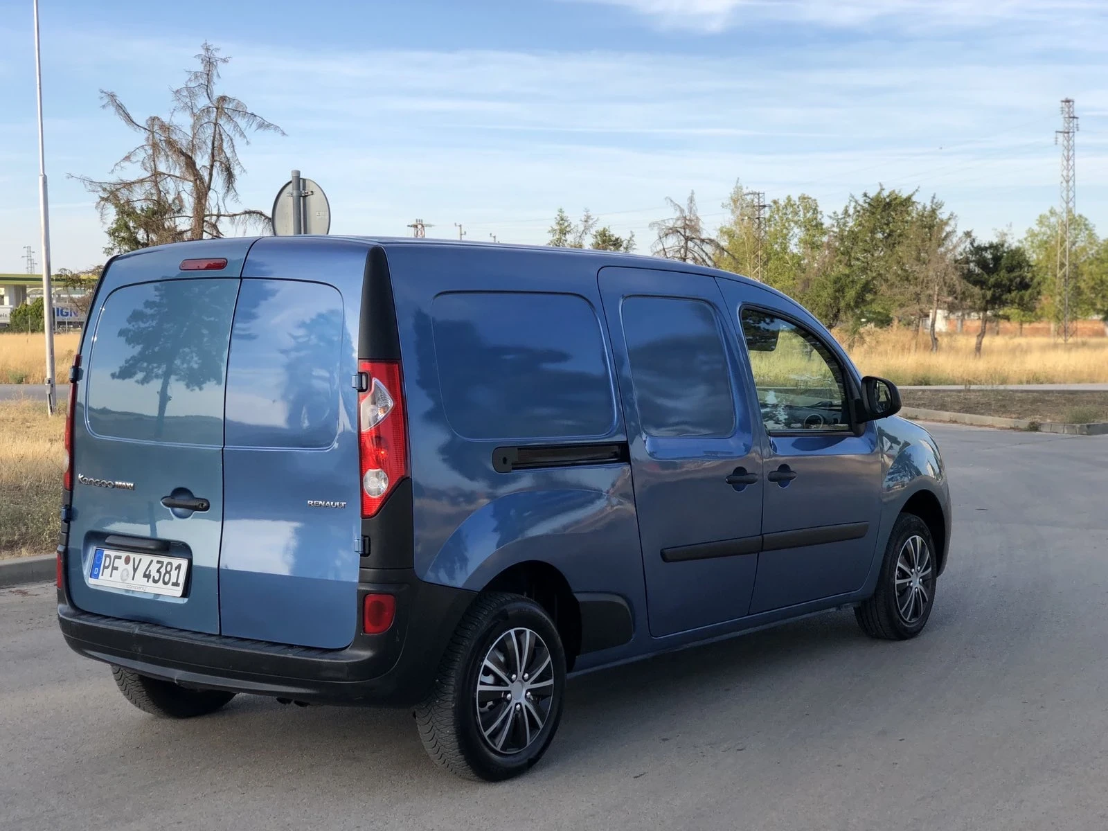Renault Kangoo MAXI-БАЗА 1.5 DCI 90kc - изображение 6