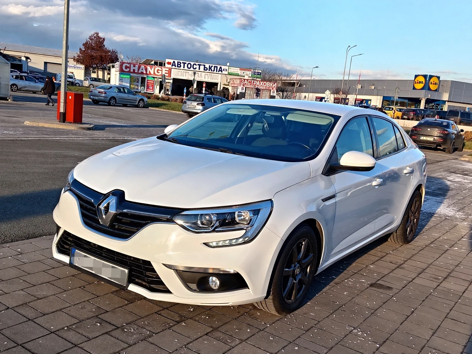 Renault Megane 1.6i Limo ���-������ | Mobile.bg � ����������� 2