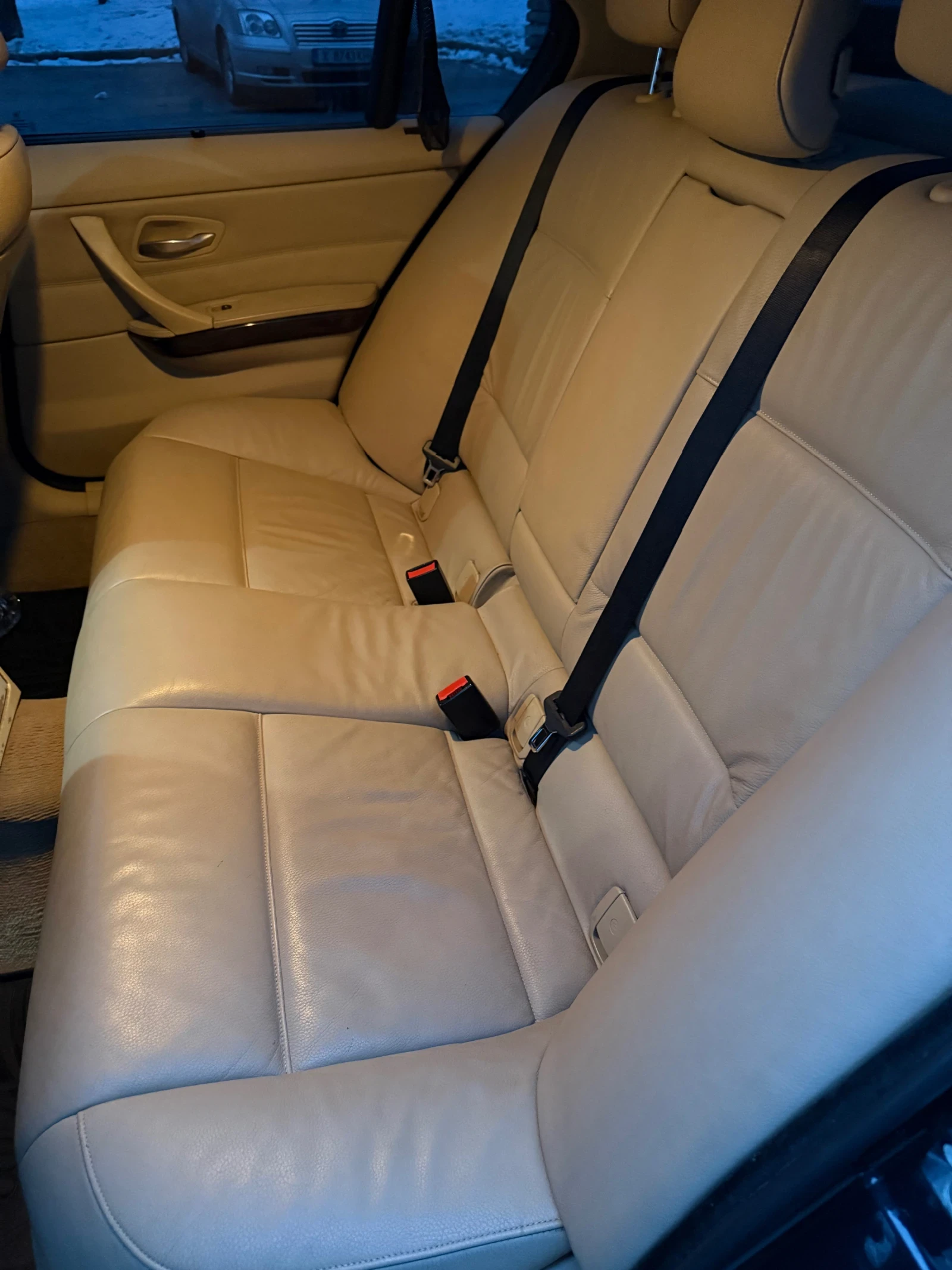 BMW 320  - изображение 6