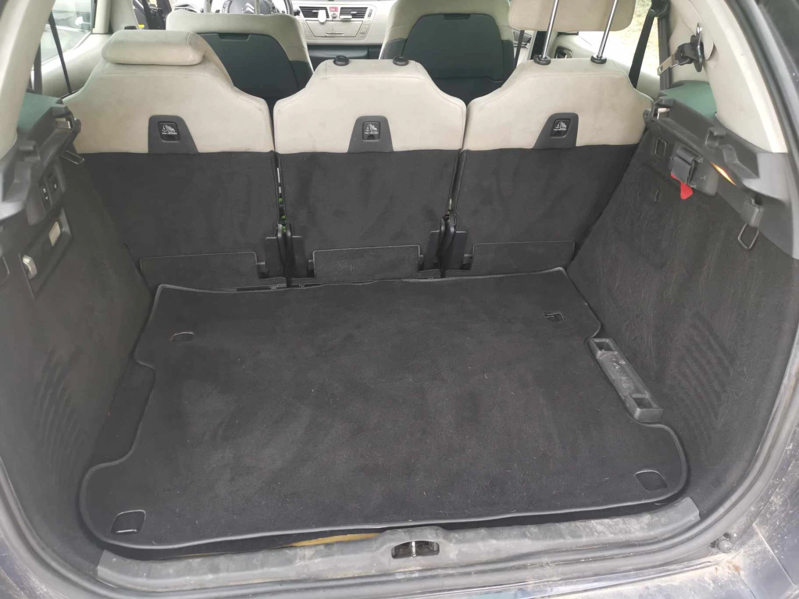 Citroen C4 Picasso Exclusive - изображение 9