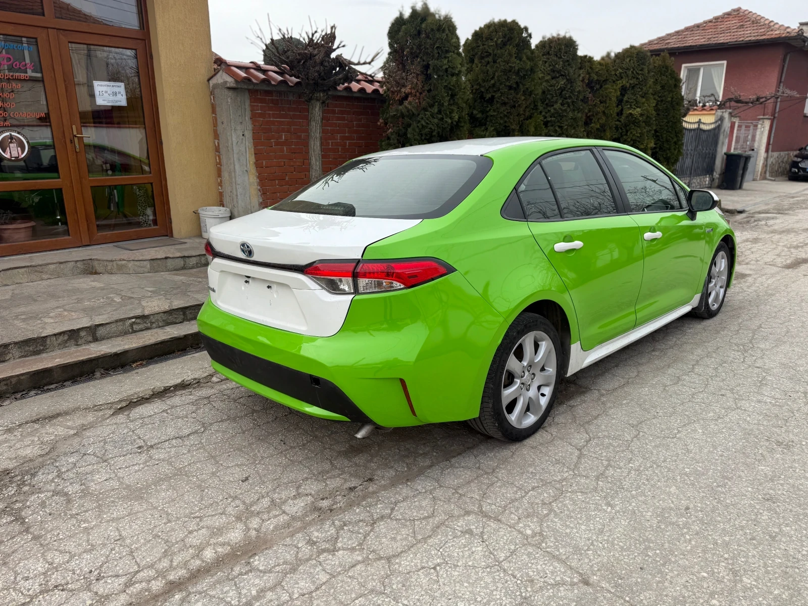 Toyota Corolla 1.8 HEV - изображение 4