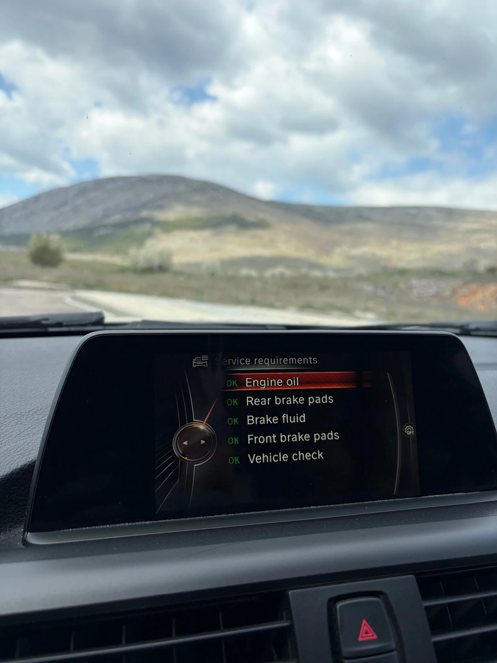 BMW 118 F20 Facelift B47, снимка 12 - Автомобили и джипове - 54156875