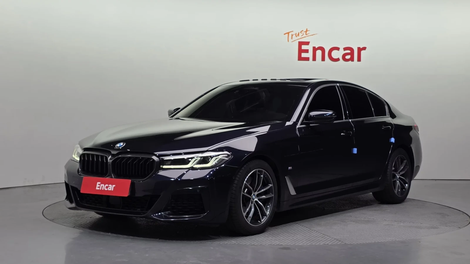 BMW 520 2023* M-PK* HEAD-UP* M-BRAKES* TWIN-TURBO* КРАЙНА 