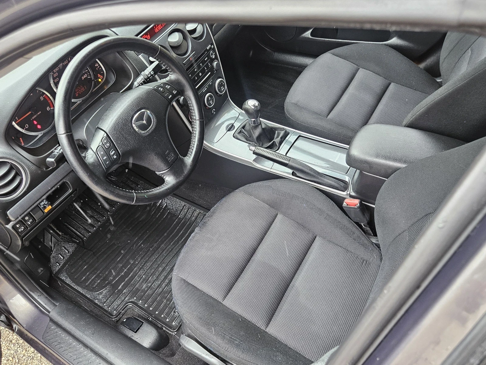 Mazda 6 2.0D* Face-Lift* 162000km | Mobile.bg � ����������� 12