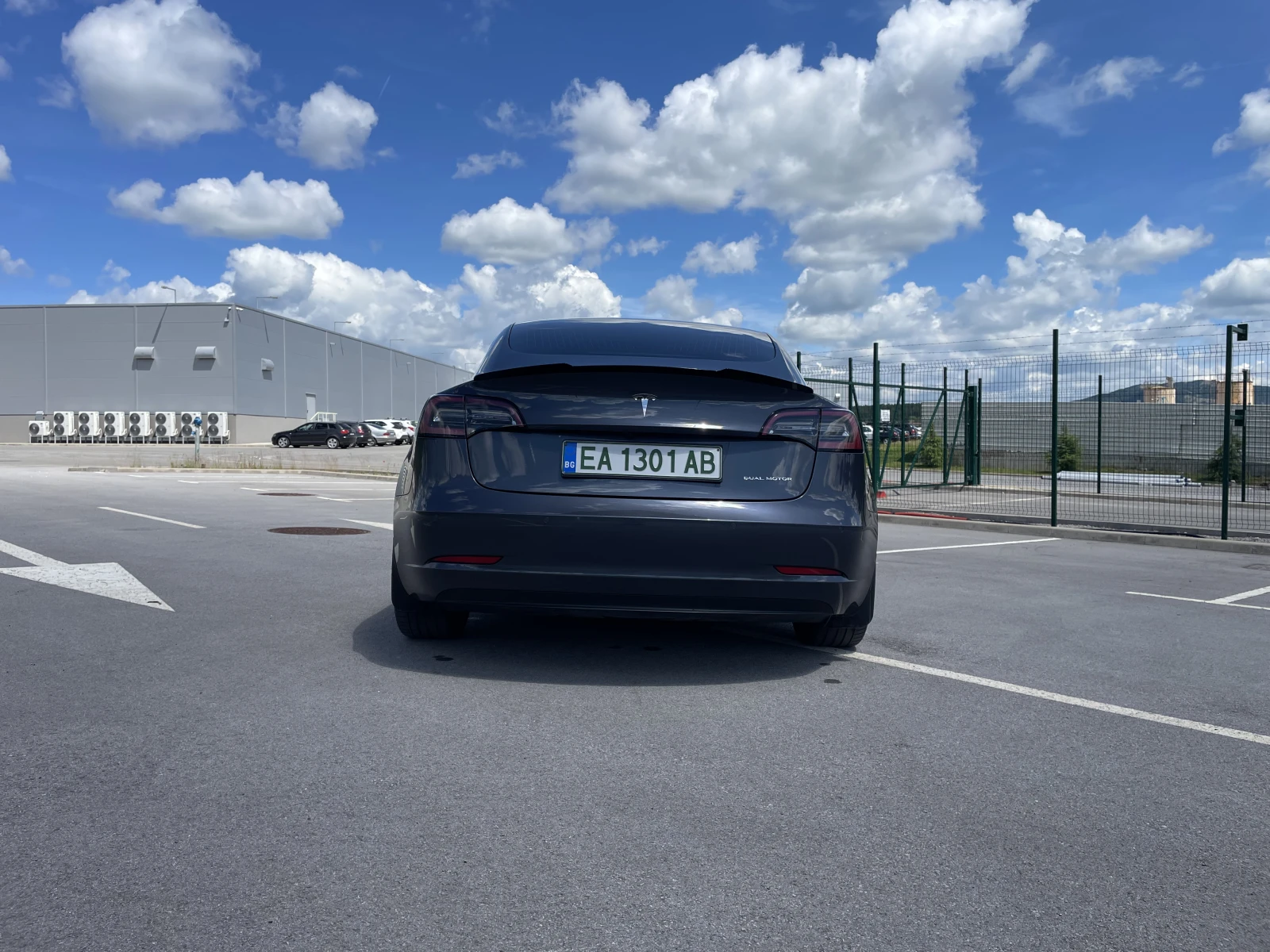 Tesla Model 3 Long Range Dual Motor (4x4), снимка 5 - Автомобили и джипове - 54892686