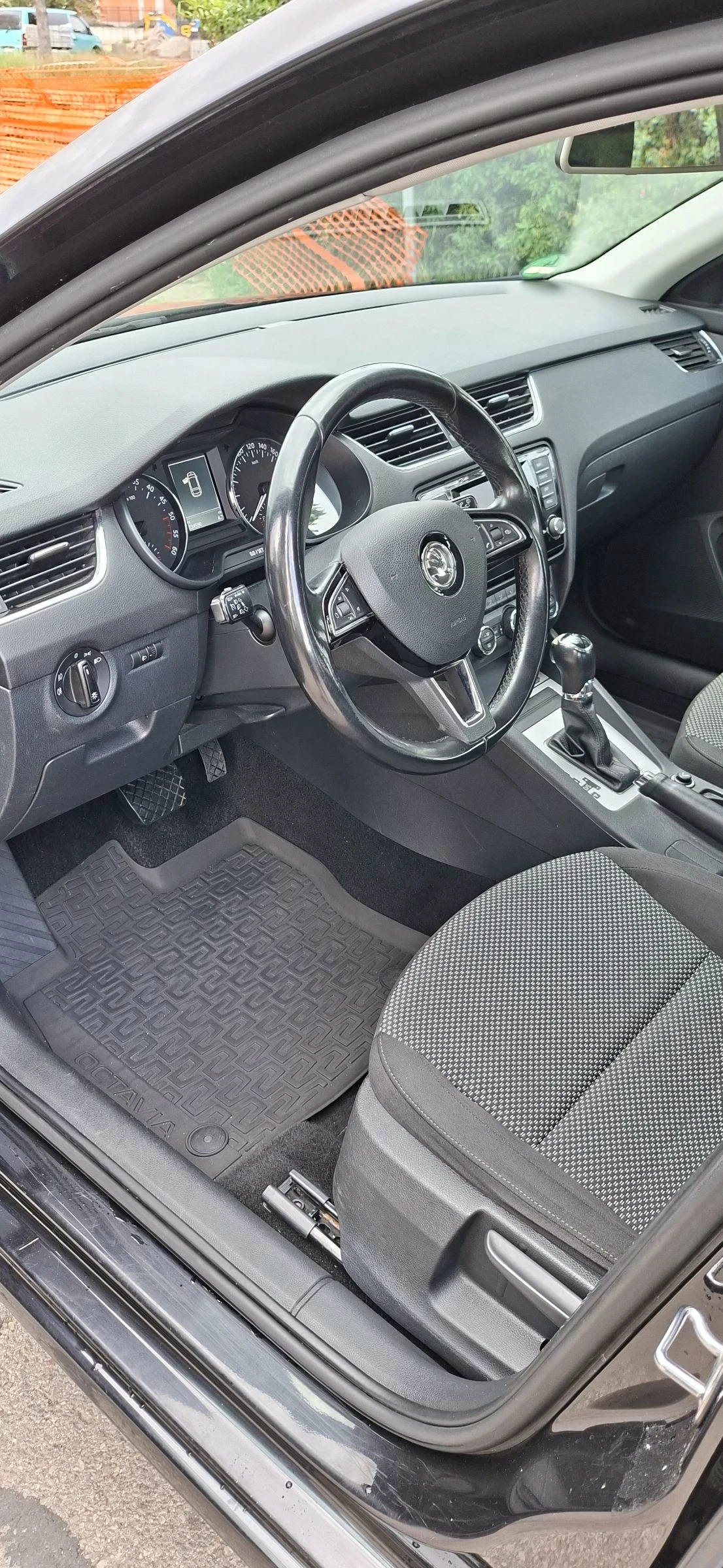 Skoda Octavia 2.0TDI 150кс.DSG внос Германия , снимка 8 - Автомобили и джипове - 55148260
