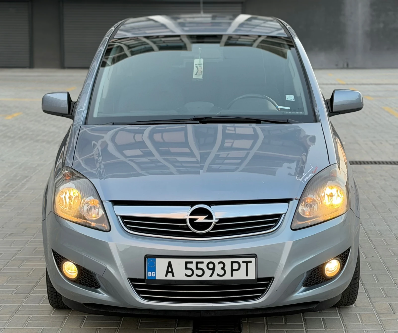 Opel Zafira 1.8 ГАЗ/БЕНЗИН, снимка 3 - Автомобили и джипове - 55590197