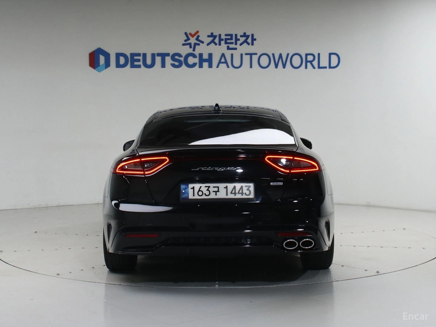 Kia Stinger * ПАНО* KEYLESS* Camera* ПОДГРЕВ* , снимка 4 - Автомобили и джипове - 55656634