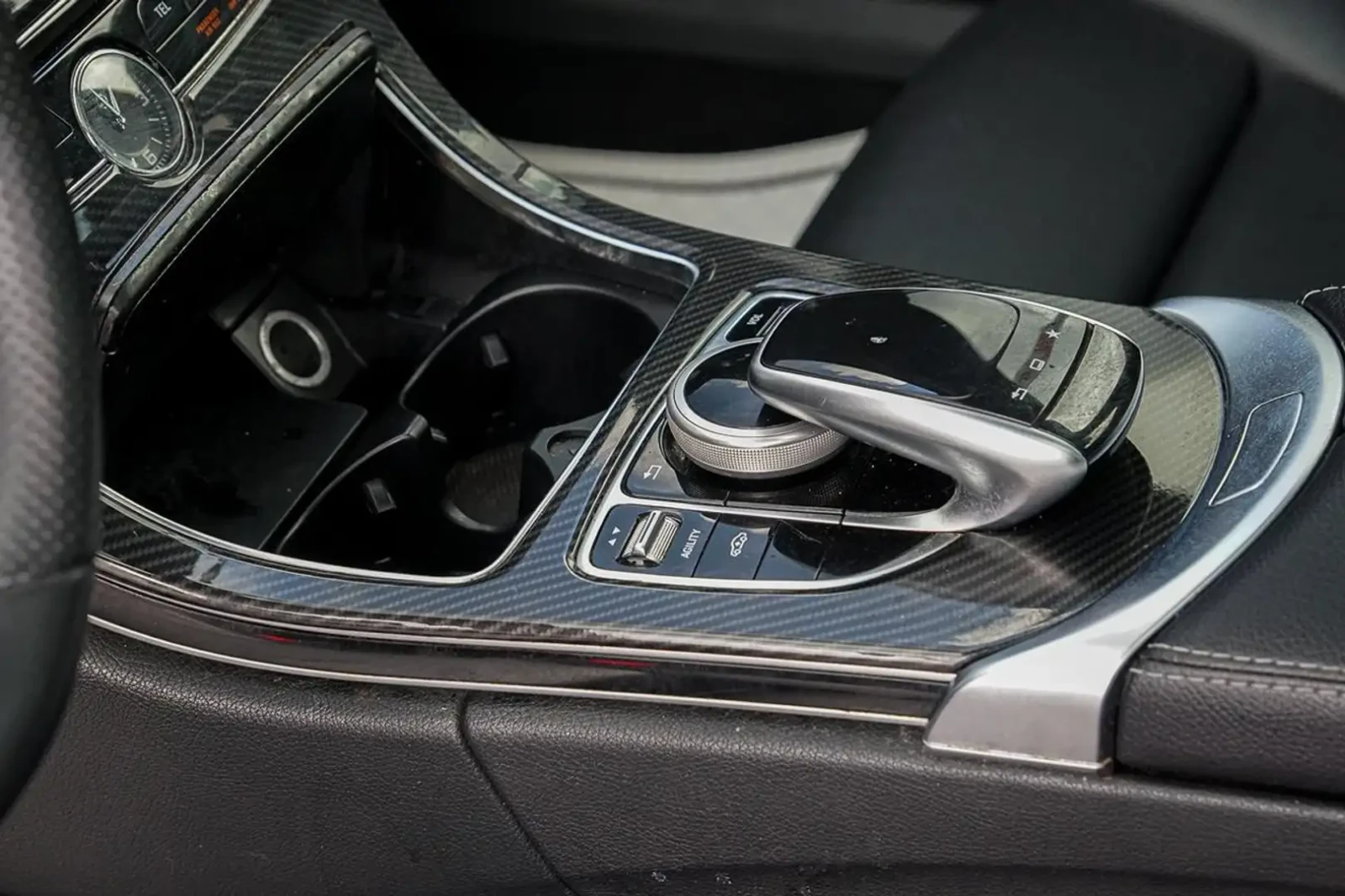 Mercedes-Benz C 400 4MATIC AMG LINE * КРАЙНА ЦЕНА* , снимка 12 - Автомобили и джипове - 55811780