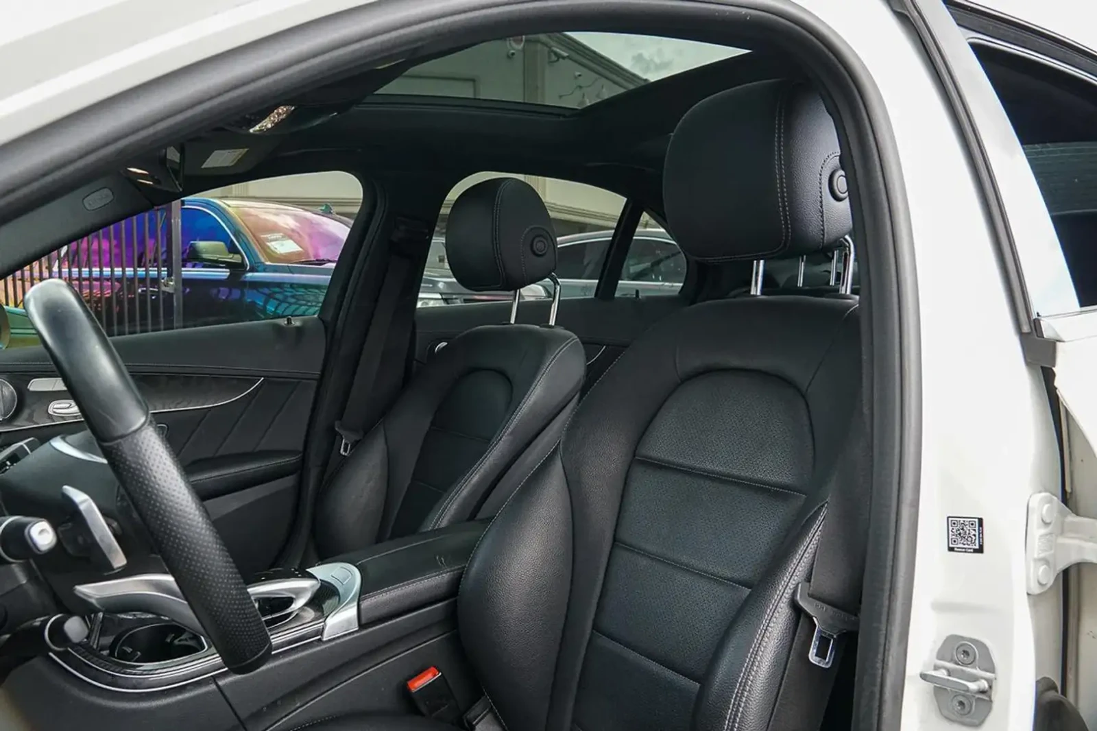 Mercedes-Benz C 400 4MATIC AMG LINE * КРАЙНА ЦЕНА* , снимка 6 - Автомобили и джипове - 55811780
