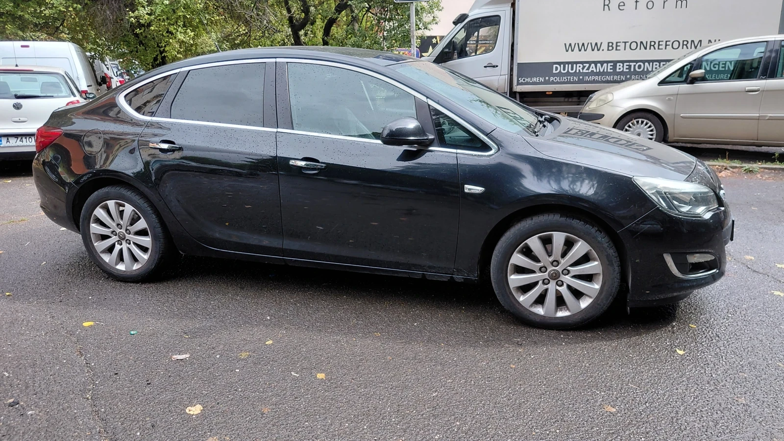 Opel Astra Notchback, снимка 2 - Автомобили и джипове - 56231561