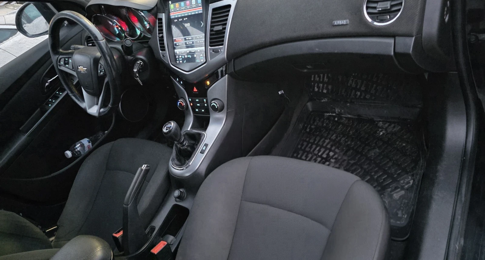 Chevrolet Cruze 2.0, снимка 7 - Автомобили и джипове - 56596741